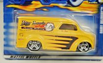 2001 Hot Wheels Big Louis Dairy Delivery Yellow Van Collector #199 50068-0910