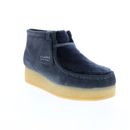 Clarks Wallabee Wedge 26163280 Womens Gray Suede Lace Up Chukkas Boots