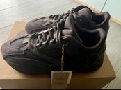Shoes-Scarpe | Adidas Yeezy Boost 700 Utility Black | 42