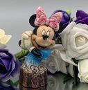 Jim Shore Disney Traditions Minnie Maus vom Herzen geschnitzt Figur.