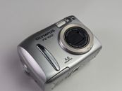 Nice Vintage Olympus FE-100 Digital Camera 4Mpx CCD Sensor 3x Zoom Olympus Lens