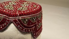 Islamic Gift Stone gemstones Stud Prayer Embroidery Koofi Cap red or black