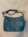 Pacsafe Citysafe CS200 Travel Handbag Anti-Theft Crossbody Laptop Bag RFID