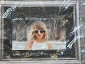 NEW - TAYLOR SWIFT The 1989 World Tour Promo Magnet (Magnetic Photo Frame) 2015