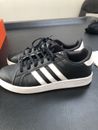 Adidas sneakers Smart Casual Boys Size 7 US
