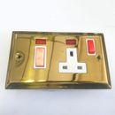 Enchufe de interruptor de cocina Litecraft con indicador - espacio de latón pulido   