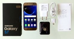 NEU Samsung Galaxy S7, 32GB, GOLD, entsperrt, versiegelt mit allem Zubehör