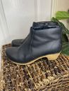 Dansko Boots Shoes Clogs Sz 39 Maria Ankle Booties Nubuck Black Leather Side Zip