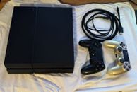Sony PlayStation 4 PS4 CUH-1215A 500GB Console With 2 Controllers & Cables