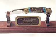 Cuchillo personalizado Buck 112DY Dave Yellowhorse caballo piedra de latón firma EE. UU. 1985