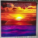 THE SHADOWS - THEMES & DREAMS   EX(sleeve)/ EX+ VINYL LP / Moonlight Shadow 