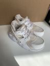 Nike Säugling Huarache Run Kleinkind Baby weiß Laufschuhe Schuhe UK Größe 9,5