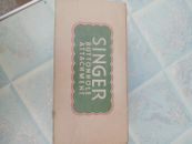 Accesorio de ojal para máquina de coser Singer vintage 121795 caja original