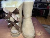 UGG Bailey Bow II Mid Boot 2 Bow Size 7 New UGG Winter Boots