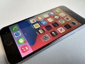 Smartphone Apple iPhone 6S A1688 32 GB grigio siderale SBLOCCATO iOS 12 MP fotocamera