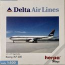 Herpa Wings Delta Airlines Boeing 767-300 Old Livery Scale 1:500 HE502948