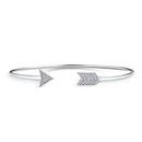 Bling Jewelry Minimaliste Thin Pave Cz Love Arrow Tips Bangle Cuff Bracelet Pour Petite Amie Pour Femmes Pour Adolescent 925 Argent Sterling