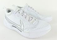 Zapatos para correr Nike DH0990-101 Court Zoom Pro para mujer blancos/plateados.