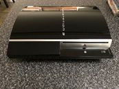 PS3 – Sony PlayStation 3 (Fat Console) Gloss Piano Black (80Gig) Bundle