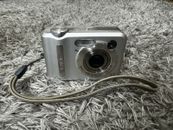 Fotocamera digitale Casio QV-R61 6,0 megapixel argento testato