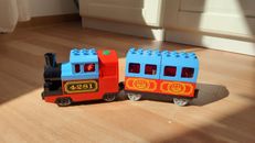 Lego® Duplo Eisenbahn TRAIN DELUXE Zug Elektrische Lokomotive & Waggon Rot Blau