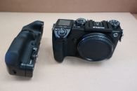 FujiFilm GFX50S Camera Body with Grip VG-GFX1  NEXT DAY FAST SHIP