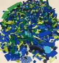 LEGO ENORME LOTE DE 3 LIBRAS PIEZAS AZULES VERDES A GRANEL ORDENADAS POR COLOR LADRILLOS DE CONSTRUCCIÓN