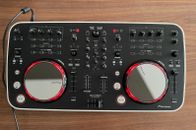 Controlador de DJ Pioneer DDJ-ERGO-V Instrumentos Musicales Caja de Transporte Incluida