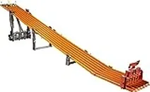 Hot Wheels Toy Car Track Set, Super 6-Lane Raceway, 8-Ft Long Track with Lights & Sounds that Folds Flat for Storage, With 6 1:64 Scale Vehicles