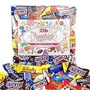 Chocolate Candy Variety Pack - 2 Lbs Assorted Bulk Chocolate Mix - Movie Night Supplies, Snack Food Gift, Office Candy Assortment - Gift Bag for Birthday Party, Kids, College Students & Adults (2 LBS)