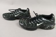 Nike Air Max Plus TN Boys Size 6Y 655020-090 Black Running Shoes