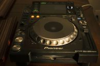 Pioneer CDJ-2000NXS Pro DJ Multi Player Digital Turntable CDJ-2000 Nexus
