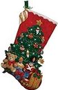 Bucilla Kit de Apliques de Fieltro para calcetín de Navidad de 45,7 cm, 86303 Under The Tree