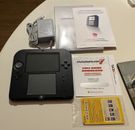 Consola Nintendo 2DS Negra/Azul FTR-001 Manuales AR CARDS DLC Mario Kart ¡¡Excelente!!!