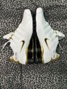 Scarpe Nike Shox colore Bianco E Oro