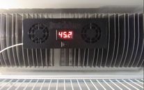 Ventilador de aleta de refrigerador para RV con lectura de temperatura
