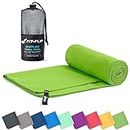Fit-Flip Microfibre towel - compact, ultra lightweight & quick dry towel - the perfect gym, travel & beach towel - swimming towel for sports, camping & hiking (70x140cm green + bag)
