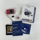 Paquete de cámara digital Sony Cyber-shot DSC-W150 8,1 MP - roja
