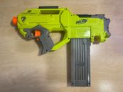 Nerf Rayven - With Light Up Magazine for glow in the dark darts