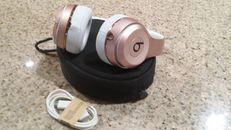 Beats by Dr. Dre solo 3.0 wireless Bluetooth on ear headphone Rose gold