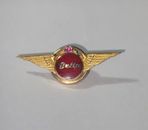 Delta Airlines 10k gold Service Award wings badge pin VINTAGE 1950's