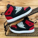 Scarpe slip on Nike Sky Jordan taglia 1 UK 8,5 neonato nere rosse in pelle TD