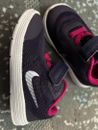 Nike Niños Pequeños Zapatos Niñas Talla 5c Púrpura Rosa
