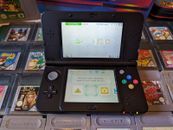 Nintendo New 3Ds, Avec Sa Boîte Et Notice, 4 Jeux, Housse, Comme Neuve.