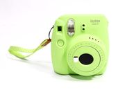 Películas Polaroid Fujifilm Instax Mini 9 fotos instantáneas color verde lima.