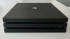 Sony Playstation 4 Pro 1TB Game Console Jet Black (CUH-7016B), OVP Top Zustand