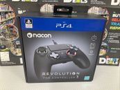 Controller Nacon Revolution Pro 3 per Sony PlayStation 4 usato