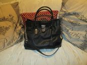 Women's large size MK black handbag / beige interior, pre-owned bag. NICE!!