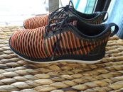 NIKE man red/black Stripped RUNNING Lace Up ATHLETIC SHOES SNEAKERS US 8 