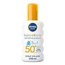 NIVEA SUN Kids Spray solaire Protect & Play Sensitive FPS 50+ (1x200 ml), protection solaire sans parfum & ultra résistante à l�’eau, écran solaire enrichi en aloe vera